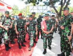 KASAD Jenderal TNI Dudung Abdurachman, S.E., M.M Tinjau Pengolahan Daun Kelor Moringga di Koramil 1604-02/Camplong