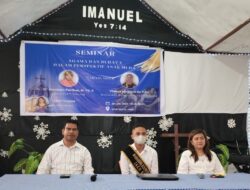 Wakil Dekan 1 FKIPK IAKN Kupang Membuka dengan Resmi Seminar Agama dan Budaya