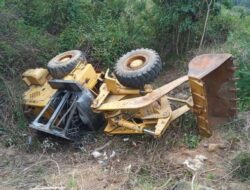Aset Milik Pemda Matim Terlantar di Desa Arus