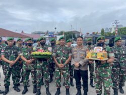 Dandim 1613 Sumba Barat Bersama Personel Kodim 1613 Sumba Barat Berikan Tumpeng Hari Bhayangkara 1 juli 2022