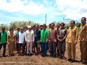 Kunker ke Sumba Barat, Gubernur Amanatkan Pemberdayaan Masyarakat Desa Untuk Menekan Angka Kemiskinan