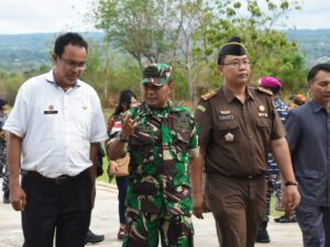 Kasrem 161/Wira Sakti Sambut Kedatangan Pangkoarmada II
