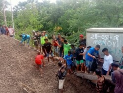Kasrem 161/WS Beserta Jajaran Tinjau Lokasi Banjir di Kabupaten Kupang Timur