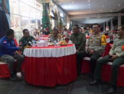 Pergantian Tahun Baru 2023, Kasrem 161/WS dan Kapolda NTT Ikuti Zoom Meeting Bersama Kapolri
