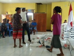 Bagikan 5 Kg/KK, Desa Lewotobi Butuh Tambahan Pasokan Beras Bulog