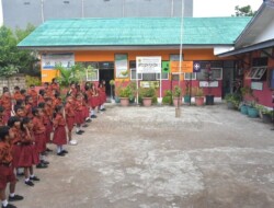Kunjungi SDN Fontain 1, Penjabat Minta Guru Jadi Teladan Bagi Murid