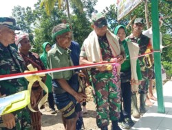 Dandim 1613/Sumba Barat Kembali Serahkan Kunci RTLH Bantuan Pangdam IX Uadayana