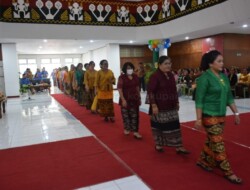Sambut Hari Kartini Tahun 2023 Dharma Wanita Persatuan Kota Kupang Gelar Fashion Show