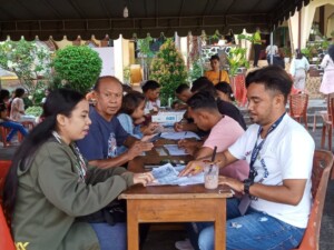 Ratusan Peziarah Lintas Agama Ikuti Semana Santa Larantuka 2023