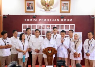 Serahkan 580 Daftar Caleg DPR RI ke KPU, Sekjen Gerindra: Junjung Tinggi Persahabatan dan Kerukunan