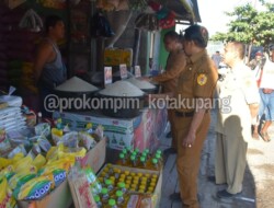 Penjabat Wali Kota Minta Jalan dan Drainase Dalam Pasar Oeba Mulai Diperbaiki