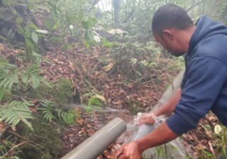 Demi 1000 Pelanggan Air Minum, Perumda Tirta Komodo Ruteng Perbaiki Pipa Transmisi