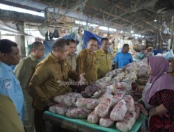 Sidak Pasar, Penjabat Wali Kota Kupang Pantau Harga Komoditas Utama