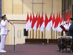 Penjabat Gubernur Ayodhia G.L. Kalake Lantik Adrianus F. Parera Jadi Penjabat Bupati Sikka