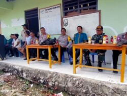 Babinsa Bersama Bhabinkamtibmas Lakukan Pengamanan Kampanye Pemilihan Calon Kepala desa Maderi