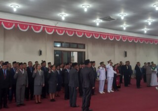 Bupati Sumba Barat Lantik 79 Orang Pejabat Administrator