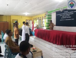 Kades Lewotobi Lantik Perangkat Desa