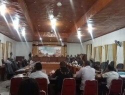DPRD Flotim Kesal Dengan Sikap Pj.Sekda Pedo Maran & TAPD Tinggalkan Rapat Banggar