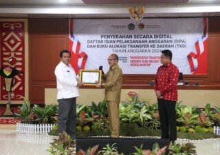 Penyerahan DIPA Kementerian/Lembaga dan BA- TKD NTT Tahun Anggaran 2024