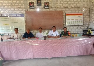 Dukung Program desa,Babinsa desa Baliledo Hadiri Musdes Penetapan APBDesa Tahun 2024