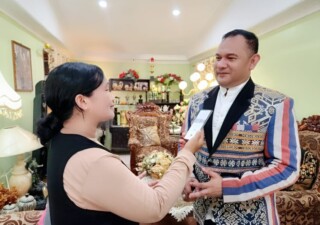 Diminta Maju Gubernur NTT, Roy Bulan,SE; Bukan Jadi Seorang Pemimpin Tetapi Ayah Rakyat NTT