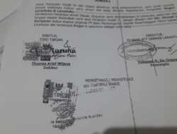 Ini dokumen tandatangan Debitur Bank NTT Cabang Larantuka Thomas Arif Wijaya yang diduga kuat dipalsukan oknum Pejabat Bank NTT Cabang Larantuka dalam Surat Perjanjian Kredit Modal Kerja pada hari, tanggal dan tahun yang sama yakni 27 Februari 2012: Foto (Doc.TAW/OLA/Ranakanews.com)