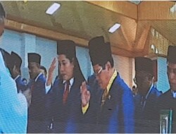 Pj. Wali Kota Kupang Linus Lusi, Hadiri Pelantikan 40 Anggota DPRD Kota Kupang Periode 2024-2029