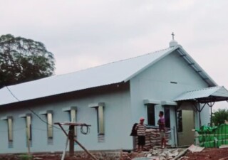 Berkat “Tangan Dingin” SPK, Gereja Stasi Mejer di Manggarai Barat Kini Berdiri Kokoh dan Megah
