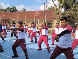 Jaga Kebugaran dan Latihan Beladiri Polres Sumba Barat Gelar Olahraga Bersama