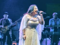 Maria Simorangkir Tampil Memukau di Ruteng