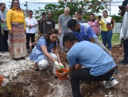 Wawali Letakkan Batu Pertama Pembangunan Gedung Baru Sekolah Kristen Hosana Kupang