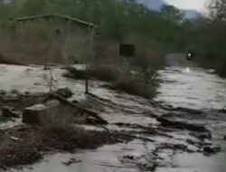 Jalan Trans Nobo-Nurabelen Diterjang Banjir Lumpur Gunung Lewotobi, Waikula & TPI Paling Rawan