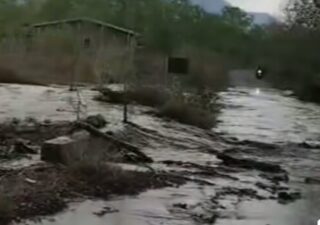 Jalan Trans Nobo-Nurabelen Diterjang Banjir Lumpur Gunung Lewotobi, Waikula & TPI Paling Rawan