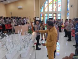 Perayaan Natal Bersama Polda NTT, Gubernur Melki Laka Lena Tekankan Nilai Kasih, Pengabdian dan Kolaborasi
