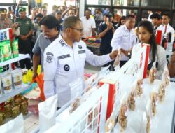 Wagub Johni Asadoma Resmikan NTT Mart Sabu Raijua, Tekankan Standarisasi Kualitas Produk