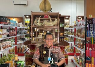 NTT Mart Tembus Kompas TV, Gubernur Emanuel Melkiades Laka Lena: Saatnya Produk Lokal Kuasai Pasar