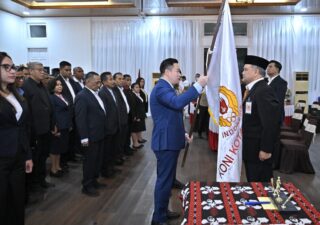 dr. Christian Widodo Resmi Pimpin KONI Kota Kupang 2026–2030