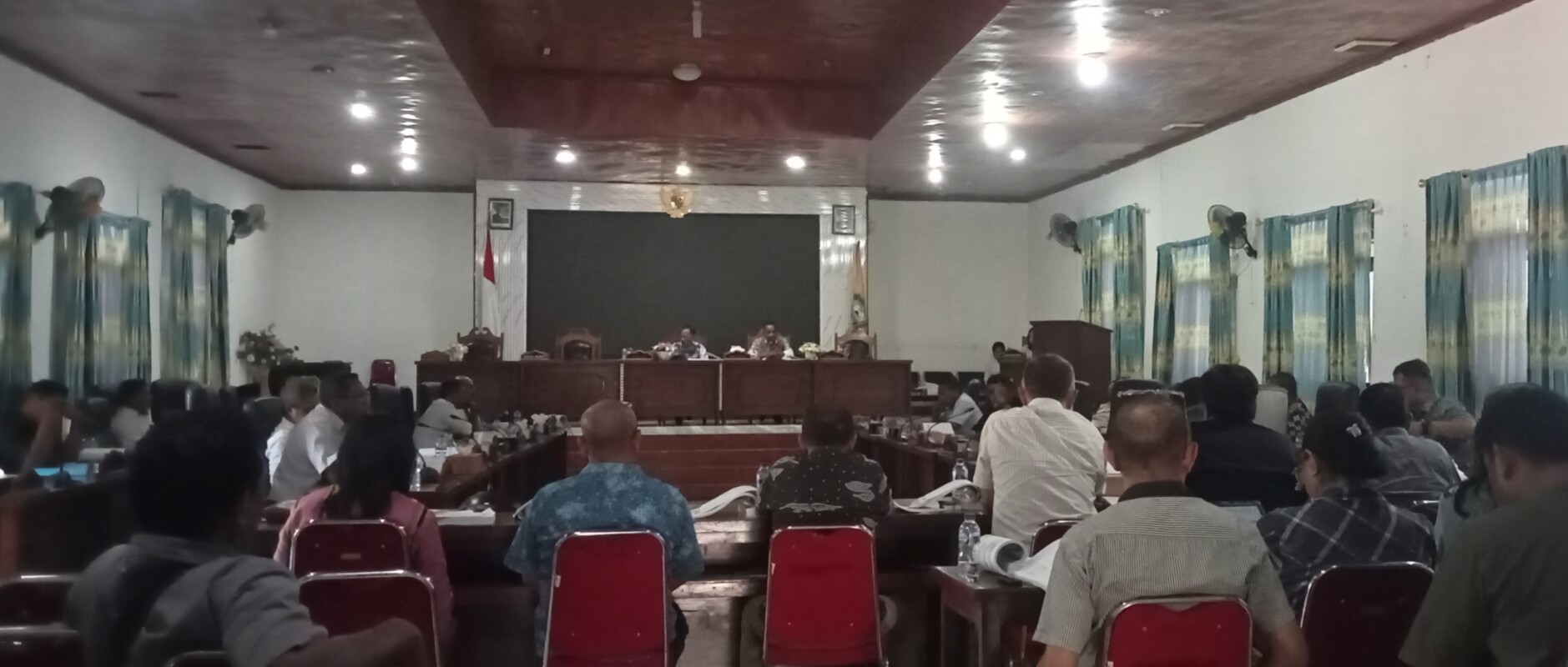 Rapat Gabungan Komisi DPRD Flotim bersama Pemda Flotim, Jumat 26 Juni 2026 Siang: Foto (OLA/Ranakanews.com)