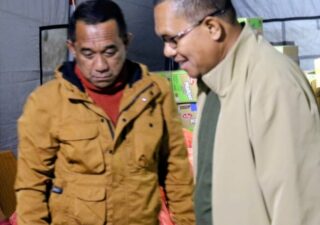 Usai Dampingi Presiden di Nagekeo, Gubernur Melki Lanjutkan Penanganan Gempa di Manggarai