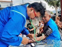 Dokter Iwan Mariono Keliling Flores, Tujuh Hari Distribusikan Obat dan Logistik untuk Korban Gempa