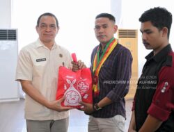 342 Mahasiswa Flores Terdampak Gempa Terima Bantuan dari Pemkot Kupang