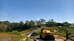 Rehabilitasi Jalan Poka-Timung, PUPR Manggarai Gelontorkan Anggaran RP. 1,2 Milliar