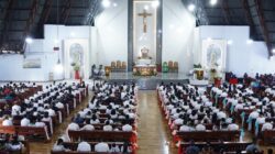 138 Anak SDK Ruteng I dan Ruteng IV Sambut Komuni Pertama di Paroki Kristus Raja Mbaumuku