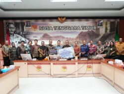 Gubernur Melki Laka Lena, LLDIKTI & Kemdiktisaintek Percepat Pemulihan Pascabencana Flores, Bantu Rp1M