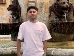 Jembatan Digital Native: Ketika Pendidikan Moral Kehilangan Arah