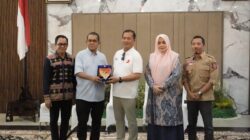 Gubernur Melki Apresiasi Solidaritas Kemanusiaan NTB Dalam Penanganan Korban Gempa Bumi di Flores